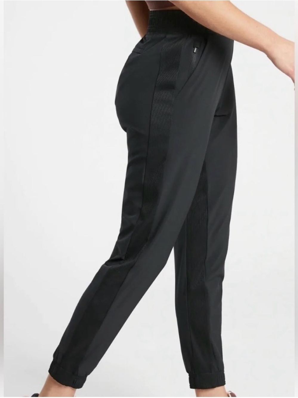 Athleta Brooklyn Jogger Pants in Black - Size 4